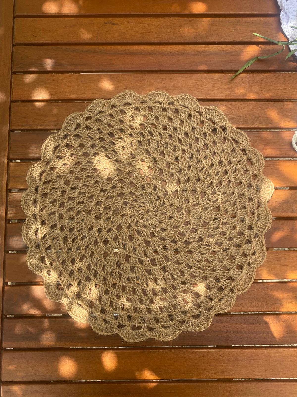 Marcador de platos de yute